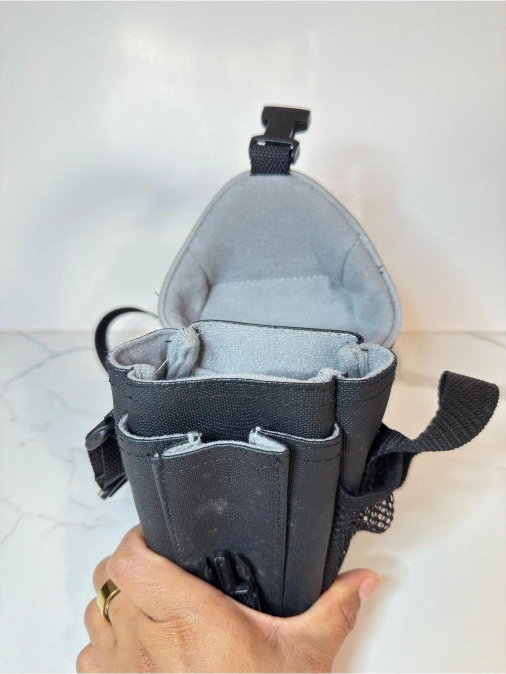 Samsonite Black Compact Camera Pouch with Shoulder Strap